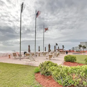 Daytona With Private Lanai 1 Mi To Pier Apartment Daytona Beach