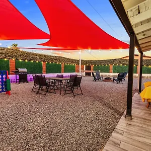 Holiday home Retreat - 1 Bedroom King With 2 Smart Tvs - 10 Min From Airp - Unit B, Phoenix